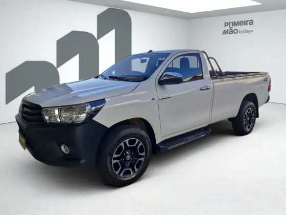 TOYOTA HILUX 2.8 D-4D TURBO DIESEL CS 4X4 AUTOMÁTICO
