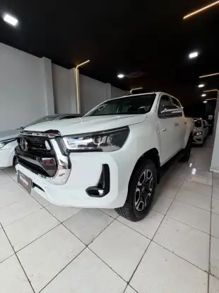 TOYOTA-HILUX-2.8 SRX 4X4 CD 16V DIESEL 4P AUTOMÁTICO TOYOTA-HILUX-2016