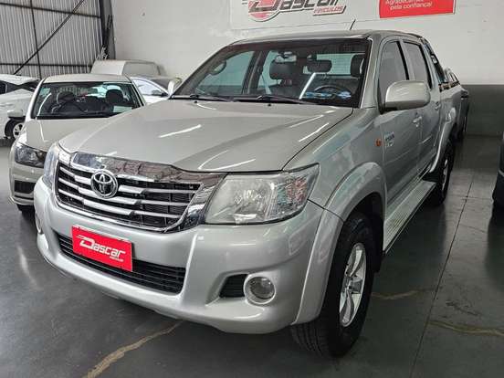 TOYOTA-HILUX-2012