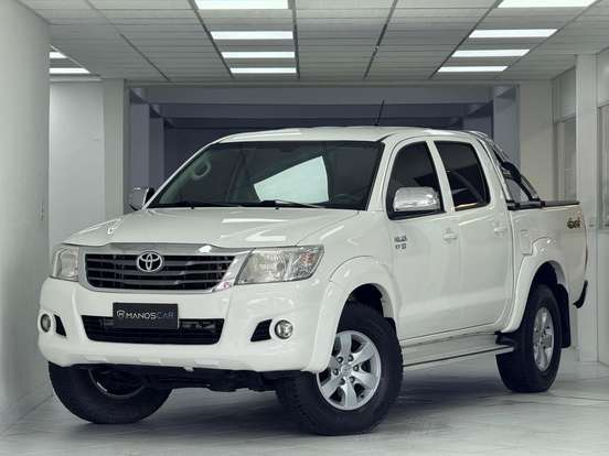 TOYOTA-HILUX-2.7 SRV 4X4 CD 16V FLEX 4P AUTOMÁTICO TOYOTA-HILUX-2015