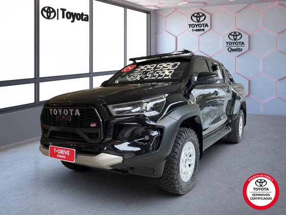 TOYOTA HILUX 2.8 D-4D TURBO DIESEL CD GR-S 4X4 AUTOMÁTICO