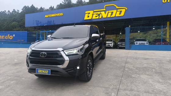 TOYOTA HILUX 2.8 D-4D TURBO DIESEL CD SRX 4X4 AUTOMÁTICO