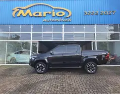 TOYOTA HILUX 2.8 D-4D TURBO DIESEL CD SRX PLUS 4X4 AUTOMÁTICO TOYOTA HILUX 2.8 D-4D TURBO DIESEL CD SRX PLUS 4X4 AUTOMÁTICO