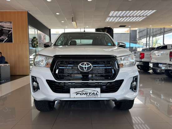 TOYOTA-HILUX-2.8 SRV 4X4 CD 16V DIESEL 4P AUTOMÁTICO TOYOTA-HILUX-2019