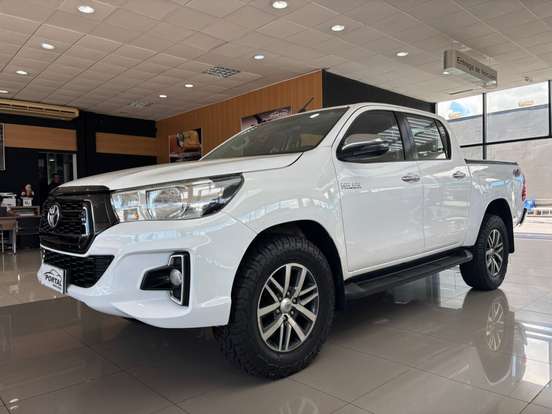 TOYOTA-HILUX-2.8 SRV 4X4 CD 16V DIESEL 4P AUTOMÁTICO TOYOTA-HILUX-2019
