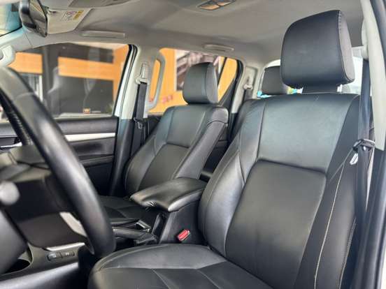 TOYOTA-HILUX-2.8 SRV 4X4 CD 16V DIESEL 4P AUTOMÁTICO TOYOTA-HILUX-2019