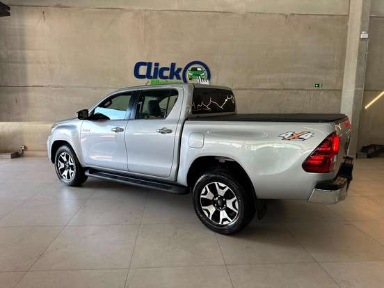 TOYOTA-HILUX-2.8 SRX 4X4 CD 16V DIESEL 4P AUTOMÁTICO TOYOTA-HILUX-2020