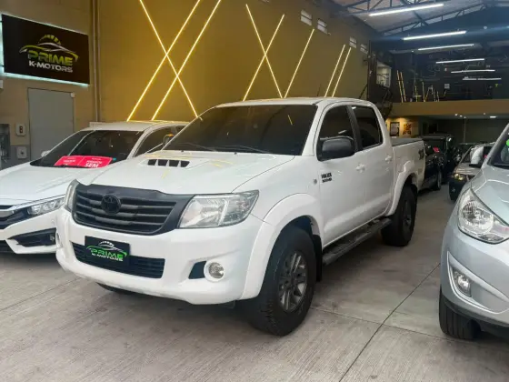 TOYOTA HILUX 3.0 STD 4X4 CD 16V TURBO INTERCOOLER DIESEL 4P MANUAL TOYOTA HILUX 3.0 STD 4X4 CD 16V TURBO INTERCOOLER DIESEL 4P MANUAL