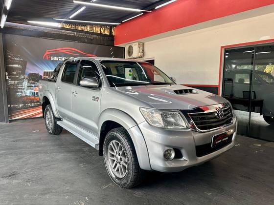 TOYOTA HILUX 3.0 SRV 4X4 CD 16V TURBO INTERCOOLER DIESEL 4P AUTOMÁTICO
