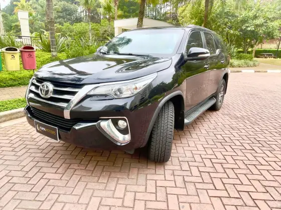 TOYOTA HILUX SW4 2.7 SR 4X2 16V FLEX 4P AUTOMÁTICO
