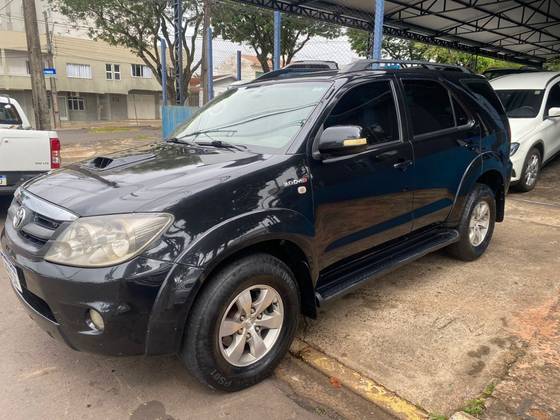 TOYOTA HILUX SW4 3.0 SRV 4X4 16V TURBO INTERCOOLER DIESEL 4P AUTOMÁTICO