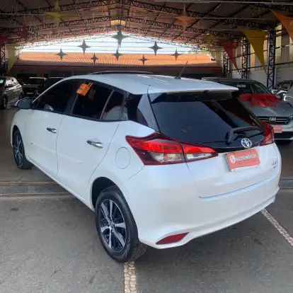 TOYOTA-YARIS-1.5 16V FLEX SEDAN XLS CONNECT MULTIDRIVE TOYOTA-YARIS-2019