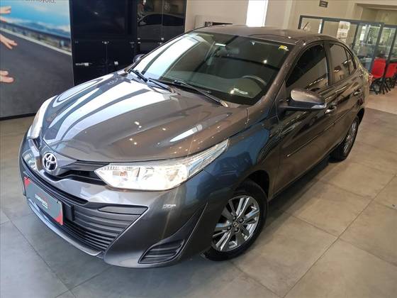 TOYOTA YARIS 1.5 16V FLEX SEDAN XL LIVE MULTIDRIVE