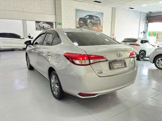 TOYOTA-YARIS-1.5 16V FLEX SEDAN XL PLUS CONNECT MULTIDRIVE TOYOTA-YARIS-2019