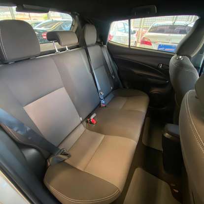 TOYOTA-YARIS-2024