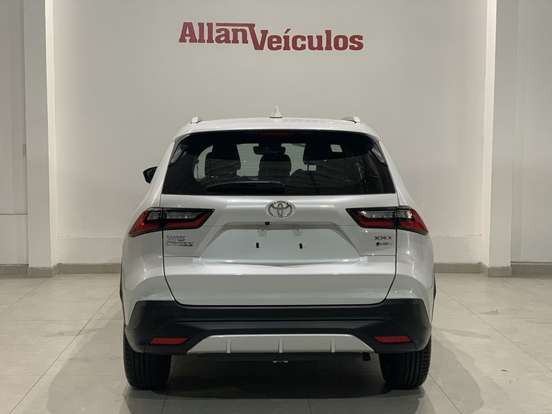 TOYOTA-YARIS CROSS-2026