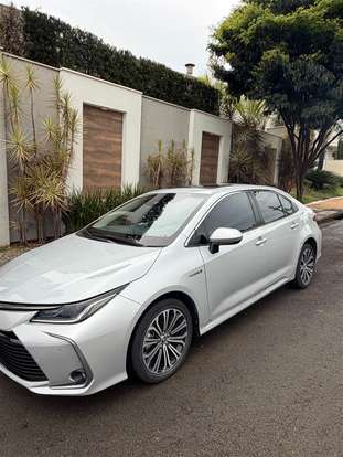 TOYOTA-COROLLA-2021