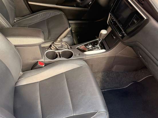 TOYOTA-COROLLA-2.0 XRS 16V FLEX 4P AUTOMÁTICO TOYOTA-COROLLA-2017