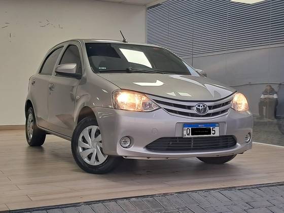 TOYOTA ETIOS 1.3 X 16V FLEX 4P MANUAL