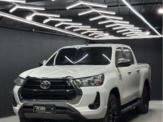 TOYOTA-HILUX-2.7 VVT-i FLEX CD SRV 4X4 AUTOMÁTICO TOYOTA-HILUX-2021