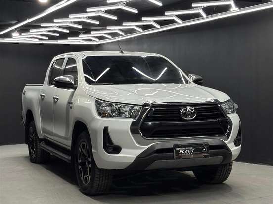 TOYOTA-HILUX-2.7 VVT-i FLEX CD SRV 4X4 AUTOMÁTICO TOYOTA-HILUX-2021