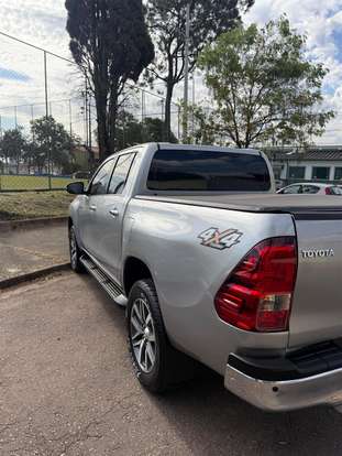 TOYOTA-HILUX-2.8 SRV 4X4 CD 16V DIESEL 4P AUTOMÁTICO TOYOTA-HILUX-2019