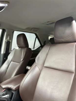 TOYOTA-HILUX SW4-2017
