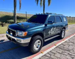 TOYOTA HILUX SW4 3.0 4X4 8V TURBO DIESEL 4P MANUAL TOYOTA HILUX SW4 3.0 4X4 8V TURBO DIESEL 4P MANUAL