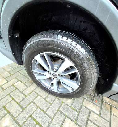 TOYOTA-RAV4-2018