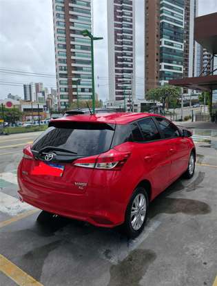 TOYOTA-YARIS-2018