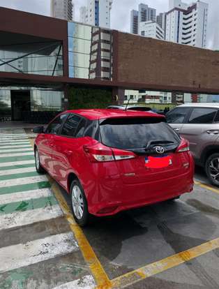 TOYOTA-YARIS-2018