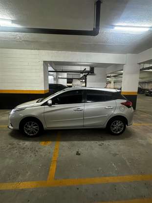 TOYOTA-YARIS-2022