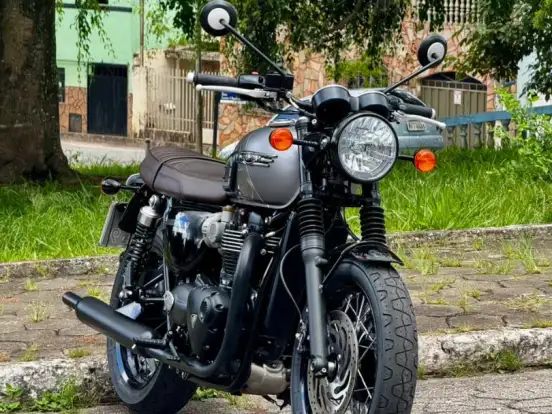 TRIUMPH-BONNEVILLE T120 BLACK 1200 TRIUMPH-BONNEVILLE T120 BLACK 1200-2024