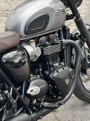 TRIUMPH-BONNEVILLE T120 BLACK 1200 TRIUMPH-BONNEVILLE T120 BLACK 1200-2024