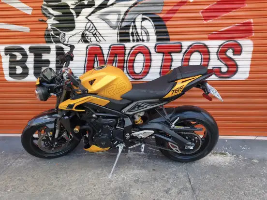 TRIUMPH-STREET TRIPLE RS ABS TRIUMPH-STREET TRIPLE RS ABS-2025