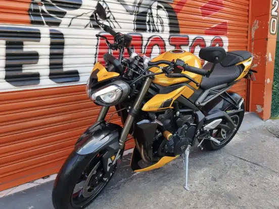TRIUMPH-STREET TRIPLE RS ABS TRIUMPH-STREET TRIPLE RS ABS-2025
