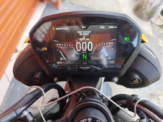 TRIUMPH-STREET TRIPLE RS ABS TRIUMPH-STREET TRIPLE RS ABS-2025