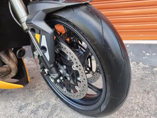 TRIUMPH-STREET TRIPLE RS ABS TRIUMPH-STREET TRIPLE RS ABS-2025