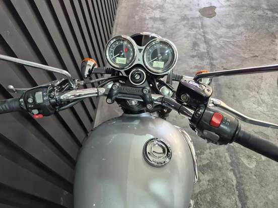 TRIUMPH-BONNEVILLE T120 1200 TRIUMPH-BONNEVILLE T120 1200-2018