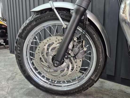 TRIUMPH-BONNEVILLE T120 1200 TRIUMPH-BONNEVILLE T120 1200-2018