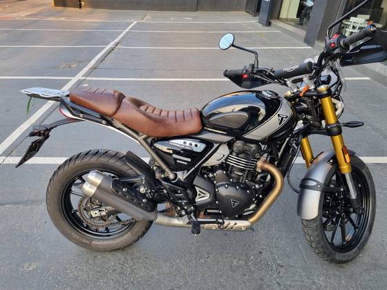 TRIUMPH SCRAMBLER 400 X 