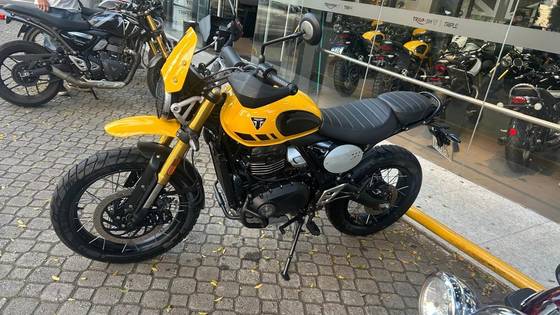 TRIUMPH SCRAMBLER 400 XC 