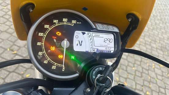 TRIUMPH-SCRAMBLER 400 XC-2025