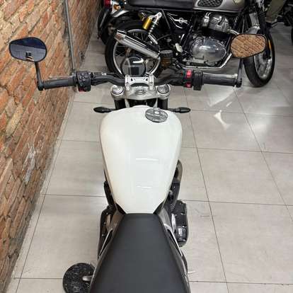 TRIUMPH-SPEED TWIN-2025