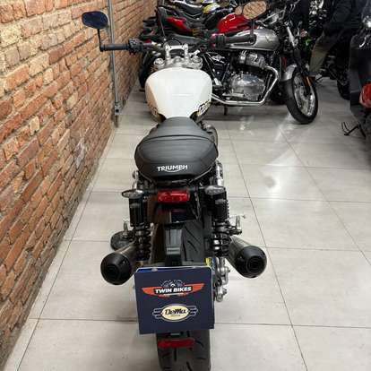 TRIUMPH-SPEED TWIN-2025