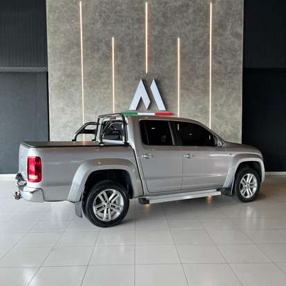 VOLKSWAGEN-AMAROK-2016