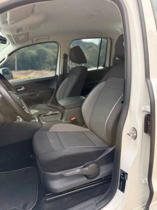 VOLKSWAGEN AMAROK 3.0 V6 TDI DIESEL COMFORTLINE CD 4MOTION AUTOMÁTICO