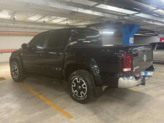 VOLKSWAGEN-AMAROK-2023