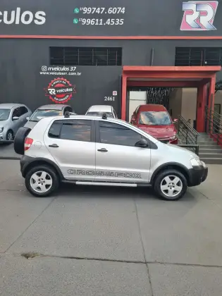 VOLKSWAGEN CROSSFOX 1.6 MI FLEX 8V 4P MANUAL