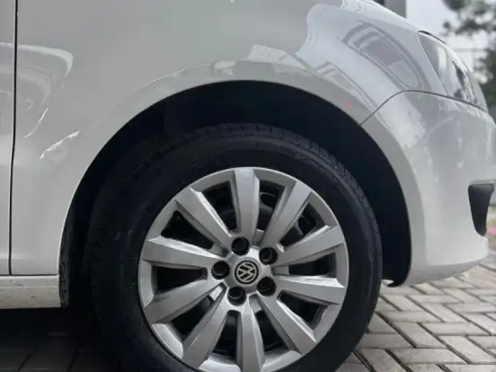 VOLKSWAGEN-FOX-1.6 MI 8V FLEX 4P MANUAL VOLKSWAGEN-FOX-2012